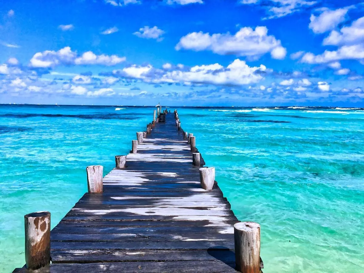 Lezzoto 2.5 Beach بلايا ديل كارمن