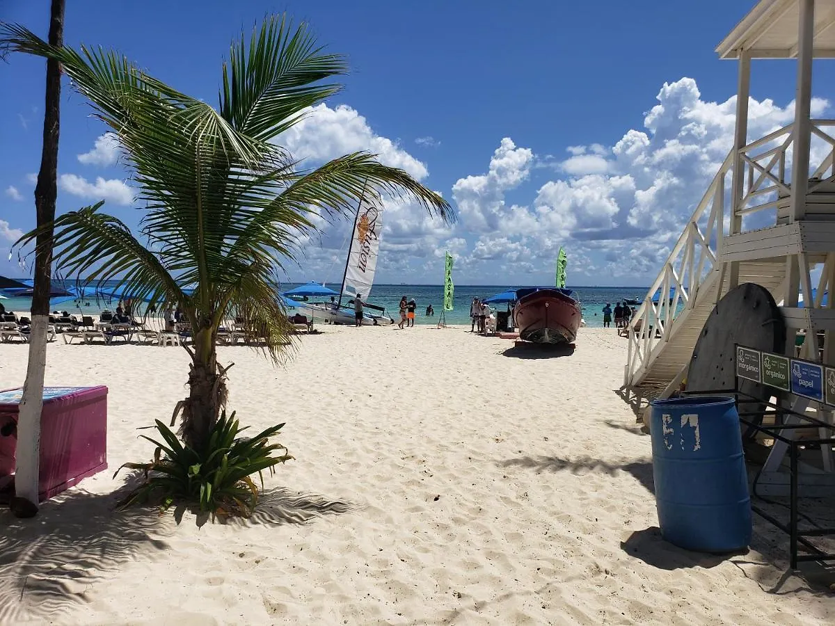 Lezzoto 2.5 Beach Playa del Carmen